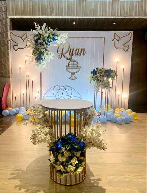 Holy Communion Decor For Inquiries, call +919820573713 #standingovationevents #soeventsmumbai #standingovationweddingandevents #weddingsbymjj #decorbystandingovationevents #eventindustry #eventplannersindia #mumbaieventplanners #eventprofs #events #decor #holycommunion #holycommuniondecor #receivesjesus #newdesign #holycommuniondecor Holy Communion Stage Decorations, Holy Confirmation Decoration, 1st Holy Communion Decorations, Communion Backdrop Ideas, First Communion Decorations Backdrop, Communion Decorations Boy, First Communion Backdrop Ideas, First Holy Communion Decoration Ideas, 1st Communion Party Ideas