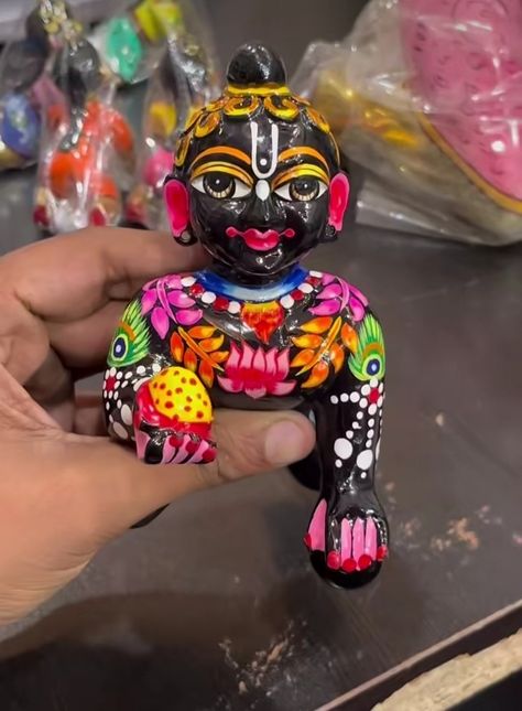 Kanha Ji Makeup Look, Laddu Gopal Makeup Ideas, Ladoo Gopal Makeup, Laddu Gopal Makeup, Krishna Shringar, Radhe Govind, Laddoo Gopal, Makeup At Home, Janmashtami Decoration