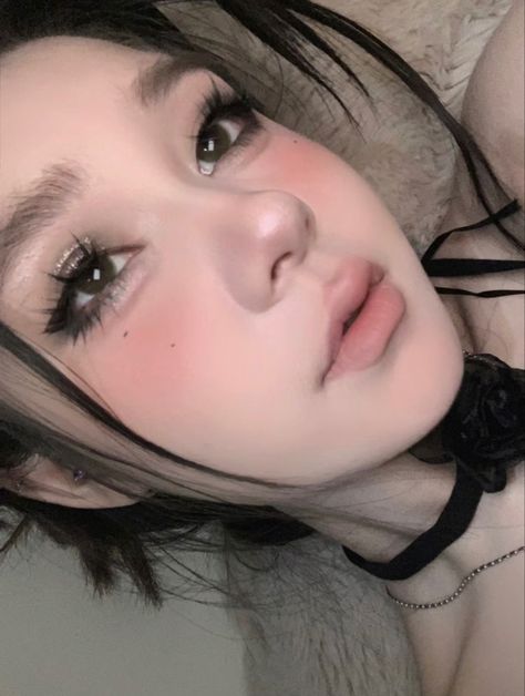 Korean Emo Makeup, Makeup Layout, Asian Makeup Looks, Makeup Tip, Doll Eye Makeup, Korean Eye Makeup, Makeup Artist Tips, Ethereal Makeup, Dope Makeup