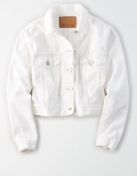 Jaket Denim, White Denim Jacket, Cute Jackets, Looks Chic, Denim Jacket Women, Mode Streetwear, Denim Jackets, Mens Outfitters, Girls Fashion Clothes