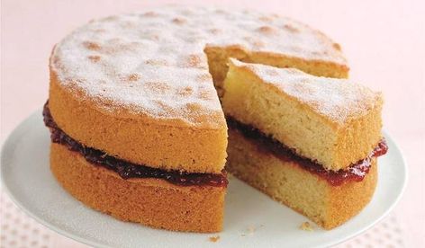 Mary Berry's Victoria Sandwich Cake Mary Berry Victoria Sponge, Victoria Sandwich Cake, Victoria Sandwich, Mary Berry Recipe, Victoria Sponge Cake, Sandwich Cake, Sponge Cake Recipes, British Bake Off, British Baking