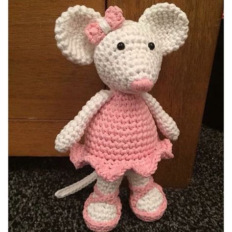 How sweet is this ballerina mouse crocheted by Kandy Stevenson? She is perfect! Pick up my FREE ballerina mouse pattern on my blog - link in bio! #crochet #amigurumi #amigurumiaddict #crocheting #crochetblog #crochetaddict #yarn #yarnaddict #crafts #handmade #etsy #ravelry #angelinaballerina #ballerina Angelina Ballerina, She Is Perfect, Mouse Pattern, Crochet Blog, Kandy, Crafts Handmade, Baby Crochet, Crochet Dolls, Crochet Animals