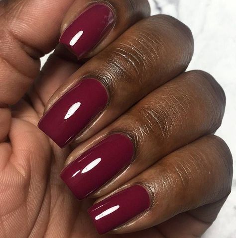 Pomegranate Dishes, Pomegranate Growing, Deep Red Nail Polish, Dark Color Nails, Bold Nails, Ballerina Acrylic Nails, Deep Red Nails, Plum Nails, Dark Red Nails