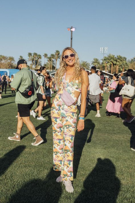 Coachella Outfit Ideas 2023, Coachella Outfit Ideas, Outfit Ideas 2023, Coachella 2023, Black Jeans Outfit, Coachella Outfit, The Desert, Jean Outfits, Cowboy Boots