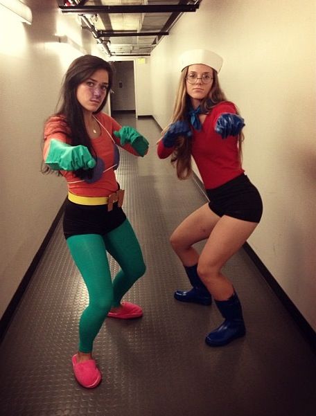 Merman And Barnacle Boy, Mermaid Man And Barnacle Boy, Mermaid Man And Barnacle, Awesome Halloween Costumes, Barnacle Boy, Best Friend Costumes, Friend Costumes, Halloween Costumes Ideas, Mermaid Man