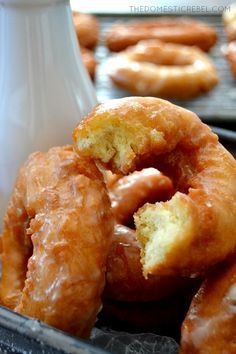 Buttermilk Donuts, Doughnut Shop, Glazed Doughnuts, Buttermilk Recipes, Homemade Buttermilk, Homemade Donuts, Doughnut Recipe, Donut Recipes, Easy Homemade