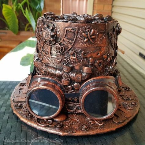 I am steampunk mad at the moment and love creating steampunk decor and giving them a mixed media makeover. I recently made a steampunk lamp which turned out beautifully, but I did not have room for both projects. So once complete I combined the two projects to have a steampunk mixed media lamp in the end.Prepare the surface Steampunk Hat Diy, Steampunk Mannequin, Virgo Witch, Diy Leather Hat, Steampunk Bar, Décor Steampunk, Steampunk Creations, Steampunk Diy Crafts, Steampunk Hats