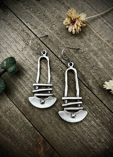 Copper Uses, Shopping Wishlist, Handmade Silver Jewellery, Silver Dangle Earrings, Brass Jewelry, Silver Earrings Dangle, Elegant Earrings, Copper Jewelry, Stainless Steel Jewelry