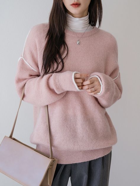 Winter Pullover Outfits, Pink Sweater Outfit, Long Sweater Outfits, Baby Pink Sweater, Winter Sweater Outfits, Baggy Sweaters, Drop Shoulder Sweater, Sweater Outfit, Women Sweaters