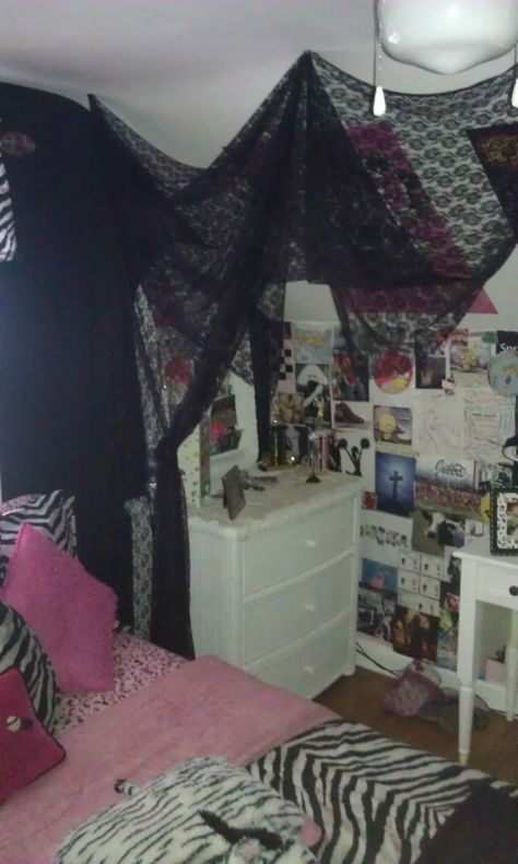 Bed canopy created with Black Lace folded on itself and draped on side of bed attached to ceiling Black Lace Bed Canopy, Canopy Bed Y2k, Goth Canopy Bed, Black Bed Canopy, Loft Bed Canopy, 2000s Room, Cherry Bedroom, Bat Cave, Lace Bedding