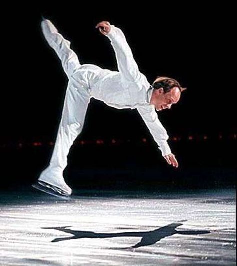 Kurt Browning, Figure Skating Olympics, Scott Hamilton, Male Figure Skaters, Vintage Ice Skating, Olympic Theme, Stars On Ice, 1984 Olympics, Johnny Weir