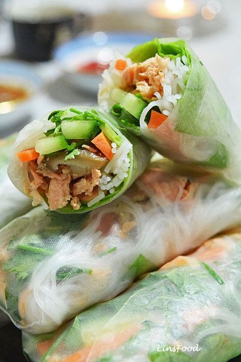 Vietnamese Spring Rolls recipe Vietnam Spring Roll, Vietnamese Spring Rolls Recipe, Rice Paper Spring Rolls, Vietnamese Rolls, Rice Paper Wraps, Spring Rolls Recipe, East Asian Food, Vegan Healthy Recipes, Vietnamese Spring Rolls