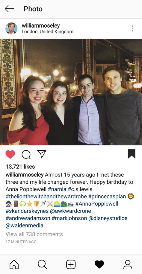 Narnia reunion ❤️ Narnia Reunion, Narnia 4, Chronicles Of Narnia Books, Cair Paravel, Narnia Cast, Narnia Quotes, Anna Popplewell, Narnia 3, Medium Length Haircuts