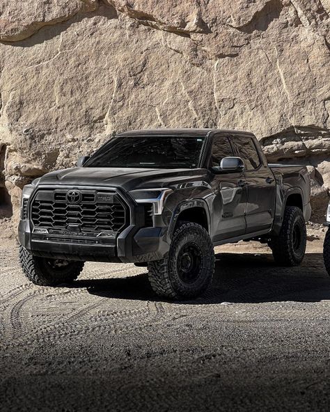 2022 Toyota Tundra Lifted, Vigo Car, Toyota Tundra Off Road, Toyota Sequioa, Toyota Tundra Lifted, Lifted Tundra, Toyota Tundra Trd Pro, Tundra Trd Pro, Toyota Tundra Trd