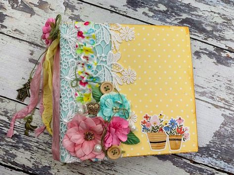 6x6 Mini Album, Quick and Easy to Make! Album Tutorial, Share Video, Pocket Letter, Mini Album Tutorial, Oh Happy Day, Buddy Holly, Christmas Gift Card, Baby Album, Mini Scrapbook