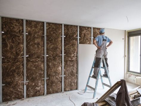 Omgebouwde Garage, Loft Boarding, Internal Wall Insulation, Loft Boards, Buying Investment Property, Loft Insulation, Drywall Installation, Basement Walls, Insulation Materials