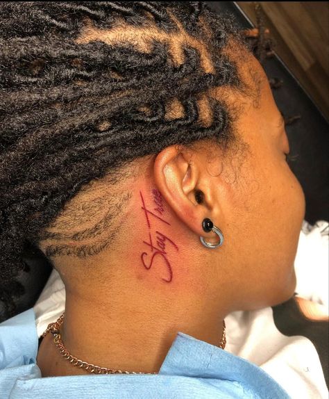 Neck Tattoos Women Side Red Ink, Love Yourz J Cole Tattoo Behind Ear, Behind Ear Tattoo Men Words, Face Tattoo Black Women, Tattoo For 4 Kids, Small Face Tattoo Men, Red Face Tattoo, Little Neck Tattoos, Tattoo Ideas Female Black Women