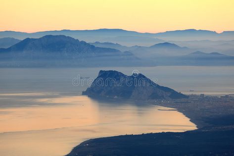 African Coast, Rock Of Gibraltar, Strait Of Gibraltar, Bodies Of Water, Water Pictures, Blue Planet, Whale Watching, Andalusia, Hiking Trails