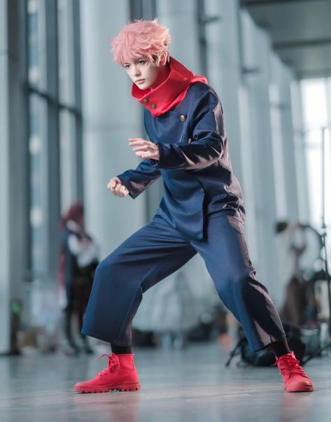 #itadori#anime #jjk #cosplay Jjk Cosplay Itadori, Yuji Itadori Cosplay Girl, Itadori Yuuji Cosplay, Itadori Haircut, Yuji Itadori Cosplay, Yuji Cosplay, Aesthetic Sheets, Jjk Cosplay, Jujutsu Kaisen Cosplay