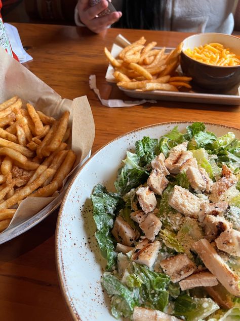 College Dinner Aesthetic, Summer Caesar Salad, Caesar Salad And Fries Aesthetic, Cesar Salad And Fries, Chicken Caesar Salad Aesthetic, Ceaser Salad And Fries Aesthetic, Salad And Fries Aesthetic, Caesar Salad And Fries, Caesar Salad Aesthetic