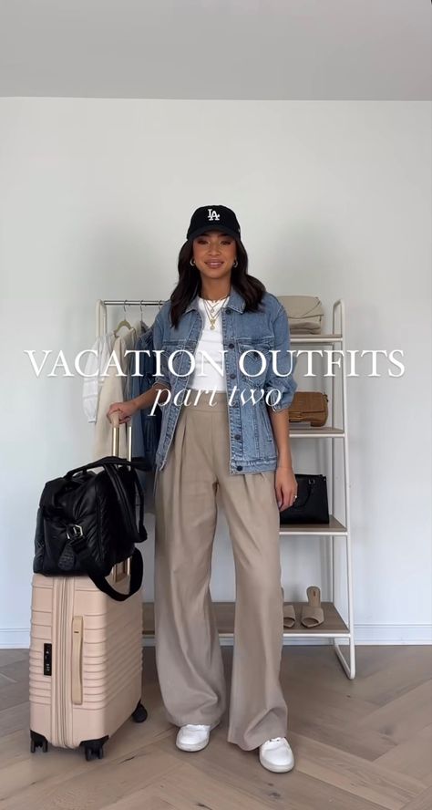 Jeans Travel Outfit, Summer Airplane Outfit, Taiwan Ootd, Long Flight Outfit, Cute Airport Outfit, Casual Travel Outfit, Plane Outfit, Flight Outfit, Outfit Airport