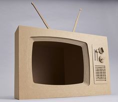 Cardboard Tv, Unique Valentine Box Ideas, Wood Shops, Cardboard Play, Cardboard Crafts Kids, Cardboard Crafts Diy, Diy Props, School House Rock, Diy Tv