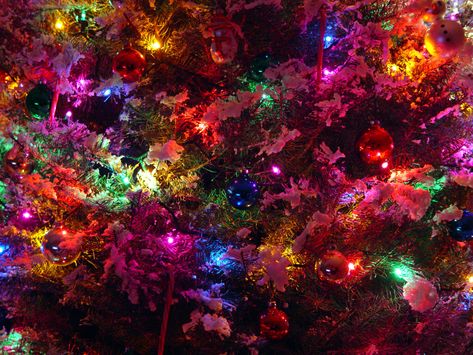 Bright Coloured Wallpaper, Christmas Lights Aesthetic, Christmas Phone Backgrounds, Colorful Christmas Lights, Christmas Lights Background, Christmas Lights Wallpaper, Lights Aesthetic, Xmas Wallpaper, Christmas Phone Wallpaper