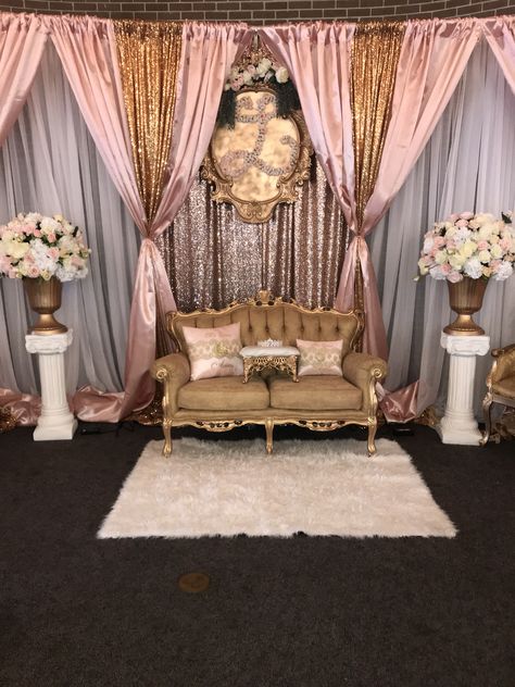 Rosegold Quince backdrop Quince Backdrop, Debut Decorations, Rose Gold Curtains, Theme Quinceanera, Rose Gold Quince, Gold Quinceanera, Rose Gold Quinceanera, Sweet 16 Party Decorations, Bridal Backdrops