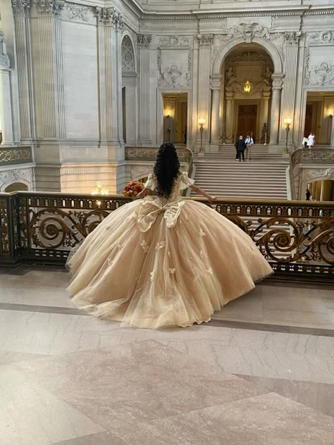 #elegant #sfcityhall#xvdress#gold#quinceañera#quinceinspo Beige And Gold Quinceanera Dress, Champagne Xv Dresses, Gold Quinceanera Theme Decorations, Princess Debut Theme, Xv Dresses Gold, Beige Quinceanera Theme, Disney Princess Quinceanera Theme, Light Blue And Gold Quince, Gold Xv Dresses