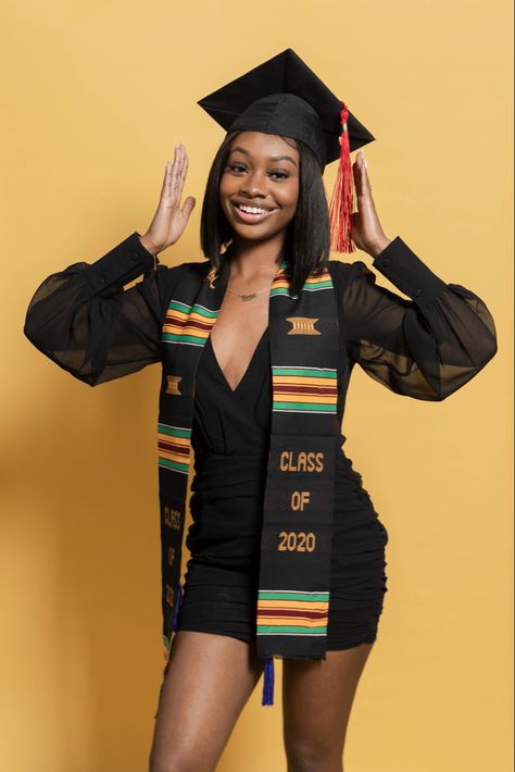 Graduation ideas black girl magic black graduates Nigerian Graduation Pictures, Graduation Shoot Studio, Studio Graduation Photos, College Graduation Headshots, Graduation Studio Pictures, Graduation Pictures In Studio, Female Graduation Pictures, Graduation Pictures Studio, Hairstyles For Graduation Pictures