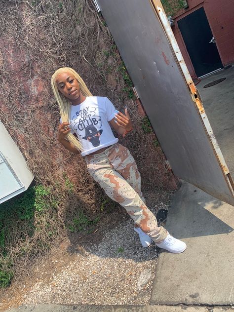 camo pants outfit
af1 mids outfit
braided lace front wig Camo Flare Pants, Desert Storm, Desert Camo, Camo Pants, Simple Graphic, Girl Style, Flare Pants, Graphic Tee, Camo