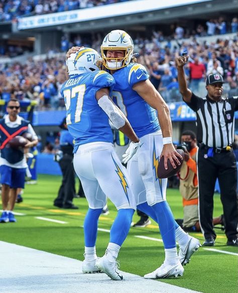 Chargers Aesthetic, Chargers Wallpaper, Booktok Aesthetic, La Chargers, Justin Herbert, Chargers Football, Chargers Nfl, Football Teams, Ideal Man