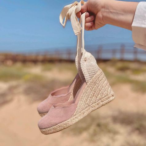 👡✨ Step into summer with the gorgeous Ela Jute Wedge Sandal in light pink! Crafted with love in Spain, these wedges are your new go-to for chic comfort. Perfect for any summer outfit, they’ll have you turning heads everywhere you go. Available now at The Dragonfly Boutique – where style meets quality! 🌸💕 📍 Lexington, MA 🛍️ Shop online at www.lexdragonflyboutique.com #lexdragonflyboutique #SummerStyle #ElaWedges #DragonflyBoutique #ShopLocalLexington #ChicComfort #MadeInSpain #FashionFinds ... Ribbon Sandals, Heeled Espadrilles, Shoe Obsession, Trendy Shoes, Wedge Espadrille, Wedge Sandal, Leather Working, Summer Outfit, Summer Shoes