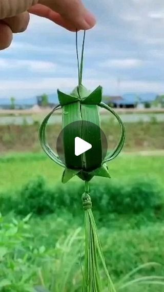 Crafty zone | craft | Art and craft | on Instagram: "Another coconut leaf wind chime 🎐 DM for collaboration or promotion ❤️ #crafts #handmade #art #diy #craft #crafting #love #creative #homedecor #smallbusiness #crafty #handcrafted #artist #gifts #handmadewithlove #design #etsy #diycrafts #giftideas #papercrafts #artsandcrafts #instagood #gift #arts #artwork #homemade #crochet #scrapbooking #cricut #craftersofinstagram" Wind Chimes Homemade, Wind Chimes Craft, Coconut Leaves, Artist Gifts, Craft Art, Crafts Handmade, Wind Chime, Art And Craft, Handmade Art