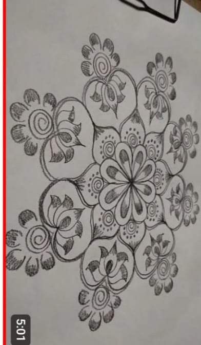 Diwali Rangoli Mandala, Flower Muggulu Designs, Easy Rangoli Patterns, Kolam Designs Rangoli, Simple Rangoli With Dots, Daily Muggulu, Freehand Rangoli, Flower Petal Art, Free Hand Designs