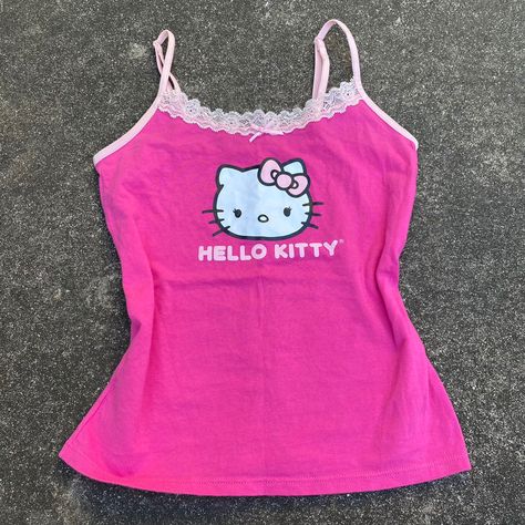 Cute Pajama Shirts, Y2k Fashion Clothes, Y2k Fashion Hello Kitty, I Heart Tshirts Aesthetic, Y2k Hello Kitty Clothes, Hello Kitty Shirts Y2k, Thrift Y2k Clothes, Hello Kitty Outfit Y2k, Cute Clothes Y2k