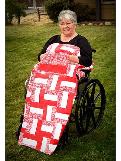 Top 5 Places to Donate Quilts - Nancy's Notions Wheelchair Quilts Pattern Free, Lap Quilts For Elderly, Lap Quilt Patterns Free, Wheelchair Quilts, Lap Quilt Patterns, Feather Quilt, Wheel Chair, Pattern Quilt, Start Quilting