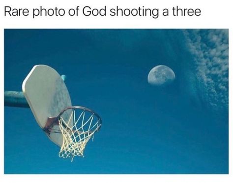 24 Memes For Today #1 Moon Daytime, Photo Compilation, Basketball Memes, Memes In Real Life, Kodak Moment, Shoot The Moon, Perfectly Timed Photos, Sports Memes, Memes Sarcastic