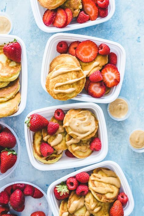 Meal Prep Pancakes, 400 Calorie Meals, Menu Sarapan Sehat, Meal Prep On Fleek, Protein Dinner, Breakfast Meal, Diet Vegetarian, Breakfast Meal Prep, Lunch Meal Prep