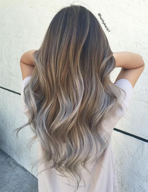 Light+Brown+And+Silver+Balayage+Hair  // gray hair trend Brown And Silver Hair, Grey Balayage, Ash Brown Hair, Brown Balayage, Brown Blonde Hair, Hair Color Balayage, Balayage Highlights, Light Hair, Light Brown Hair