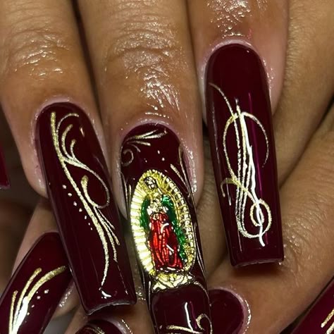 ⁺⋆𓆩CHERRY𓆪⋆⁺ on Instagram: "Nails off to Spain❣️✨ @southtxnailsupply 12mm liner brush #pinstripenails #lowridernails" Lowrider Inspired Nails, Pin Stripe Nails, Low Rider Nails, Lowrider Nail Designs, Lowrider Nails, Chicana Nails, Hispanic Nails, Spain Nails, Practice Nails