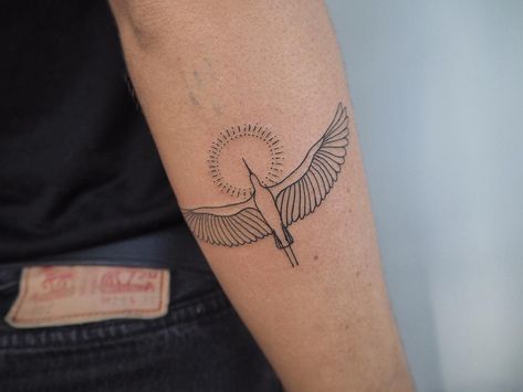 Less Is More Tattoo, Crane Tattoo Design, Alchemy Tattoos, Tattoo Art Ideas, Fall Tattoo, Alchemy Tattoo, Feminine Features, Crane Tattoo, Autumn Tattoo