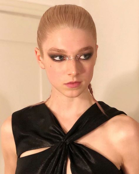 Hunter Schafer (@hunterschafer) • Instagram photos and videos Hunter Schafer, Smink Inspiration, Edgy Makeup, Eye Makeup Art, Editorial Makeup, Makeup Eyeliner, Creative Makeup, Artistry Makeup, Pretty Makeup