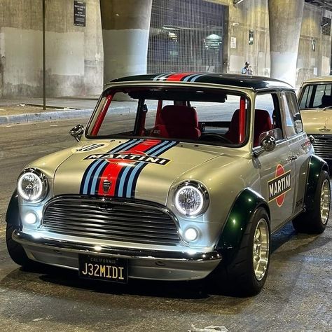 Mini Cooper Custom, Cars And Bikes, Cool Looks, Mini Cooper Classic, Cool Car Drawings, Fiat 600, Austin Mini, Mini Cooper S, British Cars