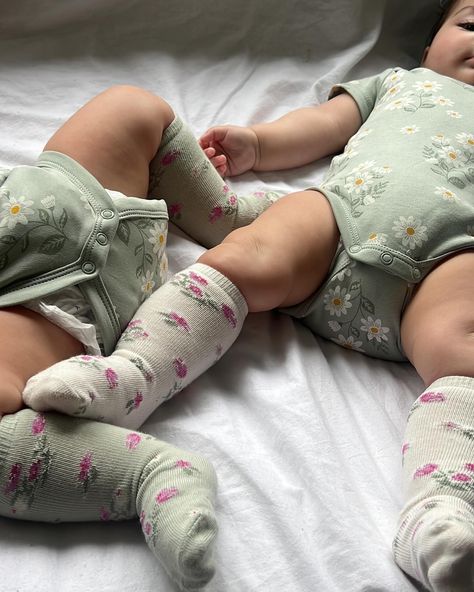 Twin Baby Girls Aesthetic, Twins Baby Girl, Twin Aesthetic, Twins Aesthetic, Sisters Aesthetic, Twins Sisters, Twin Girl, Business Aesthetic, Twin Baby Girls