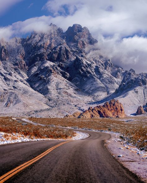 Snow capped 9,000ft desert peaks in New Mexico. Can’t wait for winter this year. ❄️ | Instagram Southern New Mexico, Desert Mountains, New Mexico Usa, Land Of Enchantment, Colorado Travel, Incredible Places, Special Places, Mountain View, Travel Usa