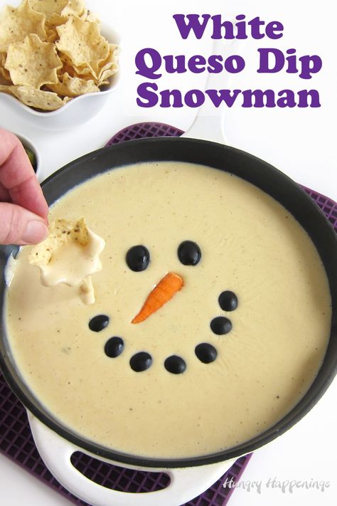 Snowman Dip, New Years Eve Drinks, White Queso Dip, White Queso, Christmas Appetizers Easy, Christmas Appetizer, Christmas Food Treats, Christmas Recipes Appetizers, Queso Dip