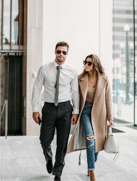 HelloFashionBlog: The best high waisted denim that is under $100 Couple Chic, Hello Fashion Blog, Classy Couple, Couple Style, Stylish Couple, Hello Fashion, Fashion Couple, Couple Outfits, Fotografi Potret