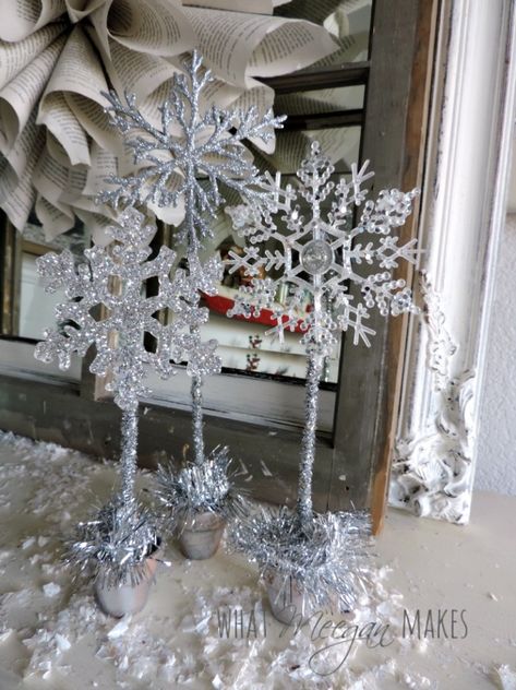 snowflake trio5 Snowflake Candle Centerpiece, Snowflake Centerpieces, Winter Wonderland Christmas Party, Diy Christmas Snowflakes, Winter Baby Shower Themes, Stick Christmas Tree, Winter Wonderland Decorations, Winter Wonderland Birthday, Winter Wonderland Baby Shower