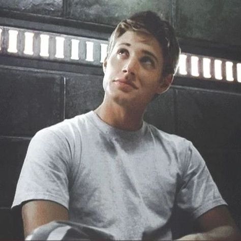 90s Jensen Ackles, Jensen Ackles 90s, Young Jensen Ackles, Alec Mcdowell, Supernatural Men, Men Icon, Dean Winchester Supernatural, Jesen Ackles, Slender Man